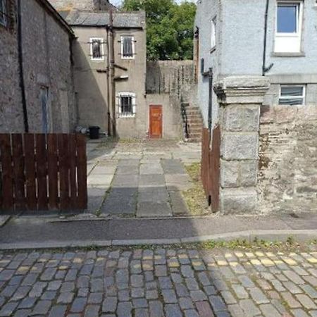 Stylish One Bed Flat With Private Parking Leilighet Aberdeen Eksteriør bilde