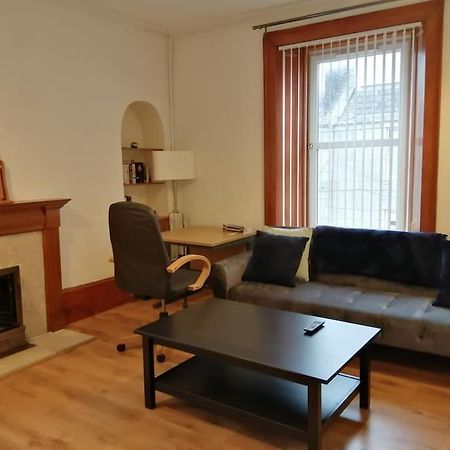 Stylish One Bed Flat With Private Parking Leilighet Aberdeen Eksteriør bilde